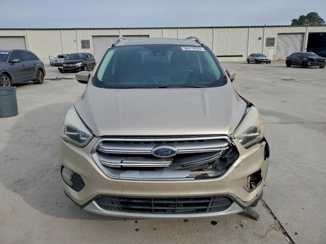 Ford Escape Titanium Image 3