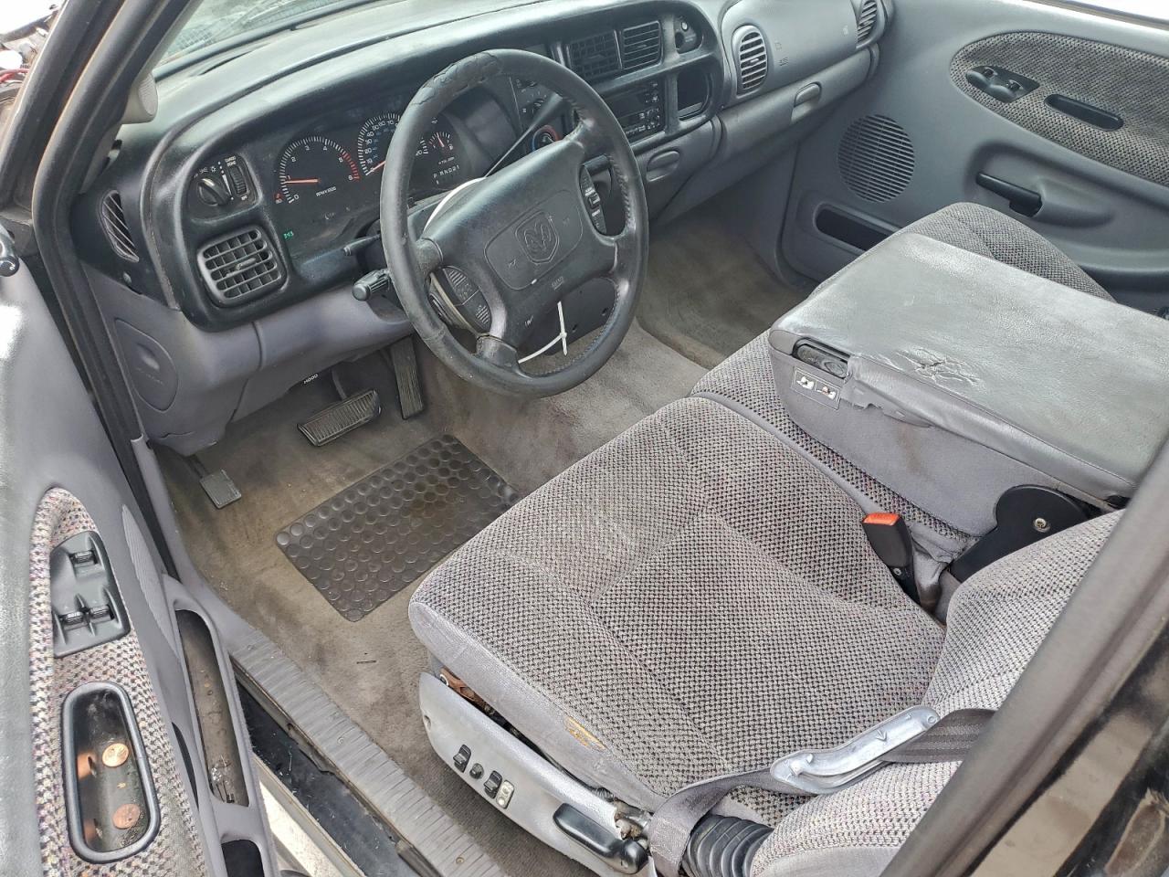 Dodge Ram 1500 Image 7