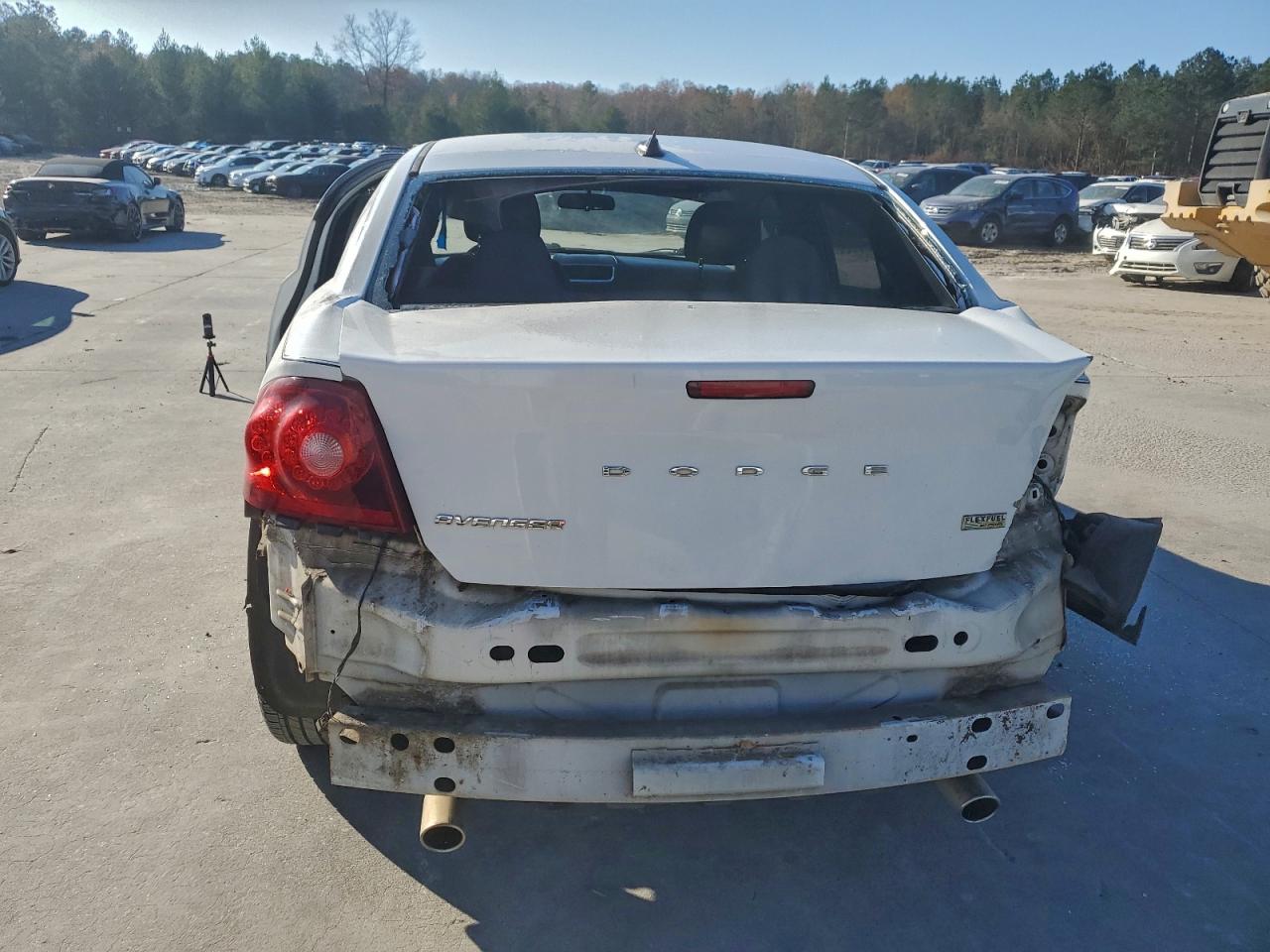 Dodge Avenger Se Image 13