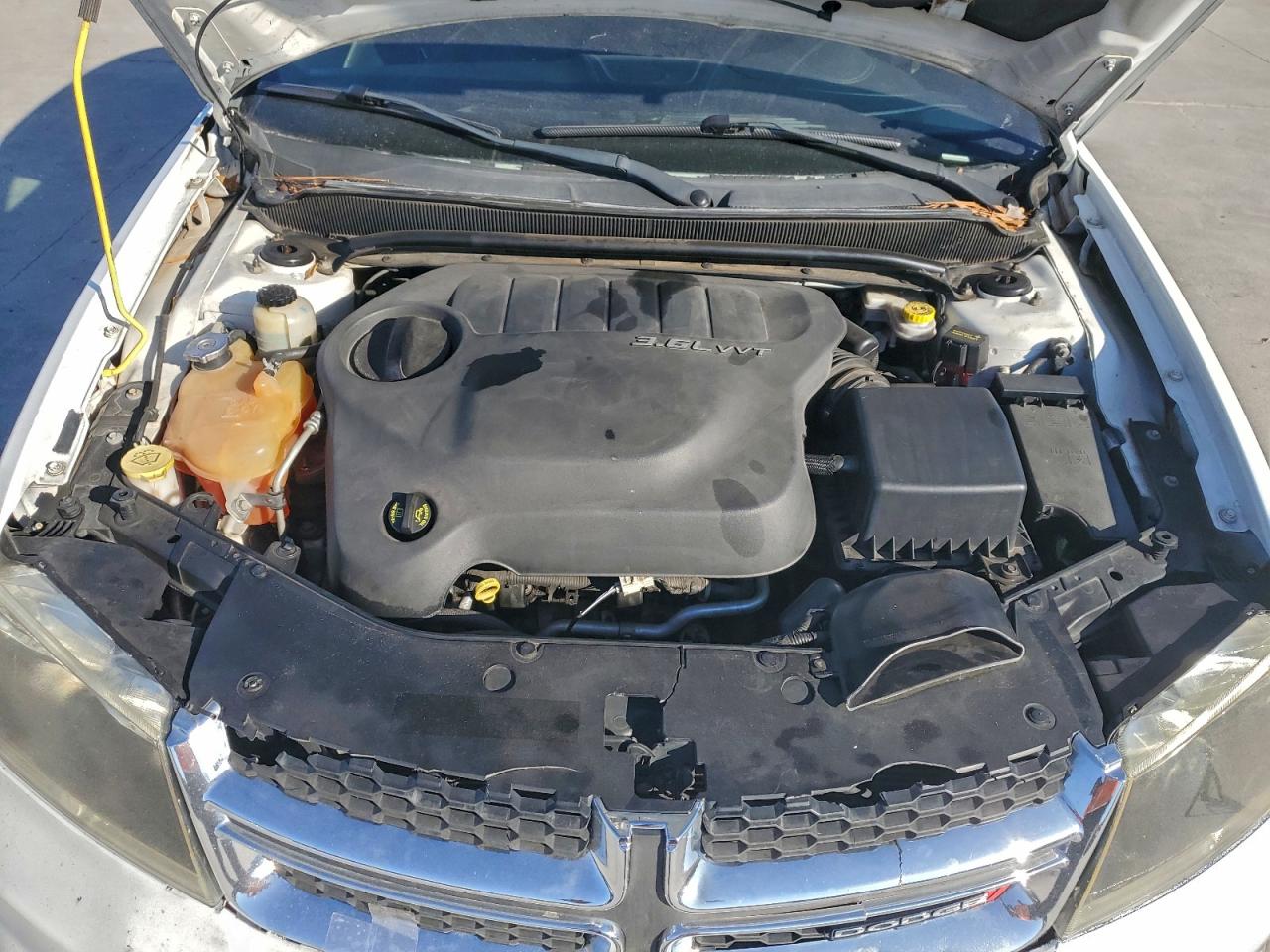 Dodge Avenger Se Image 12