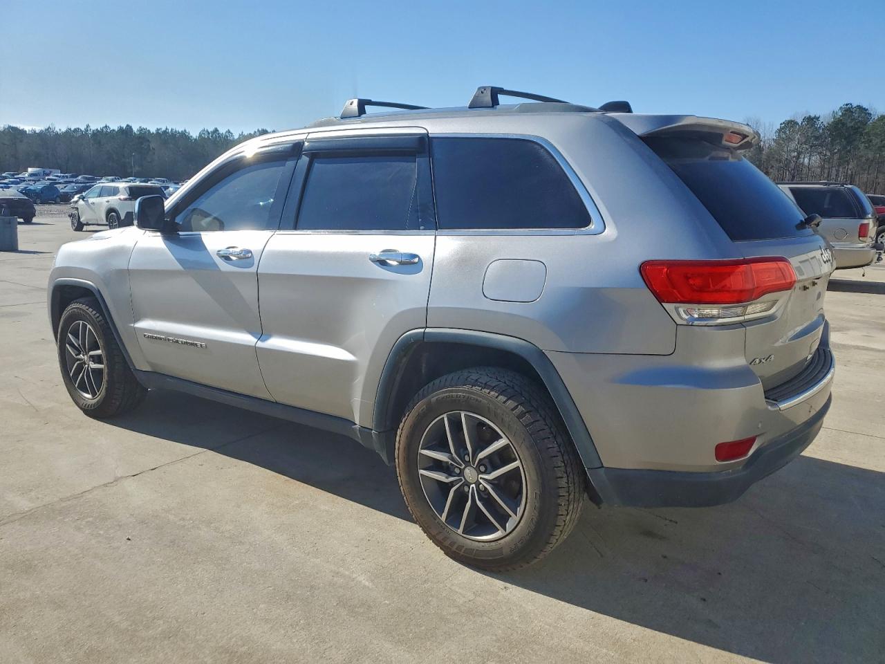 Jeep Grand Cherokee Limited Image 4