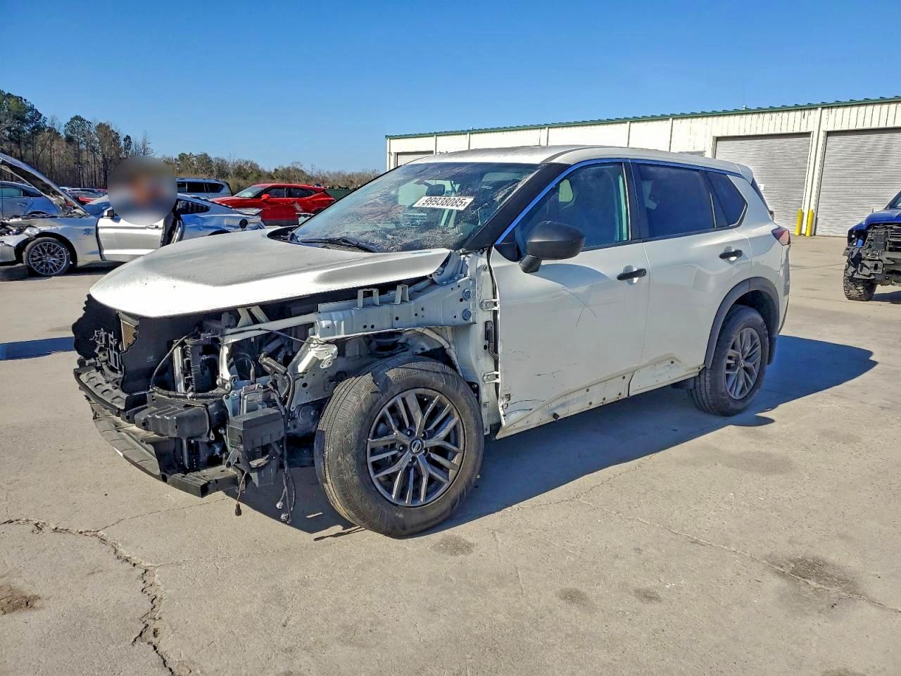 Nissan Rogue S Image 1