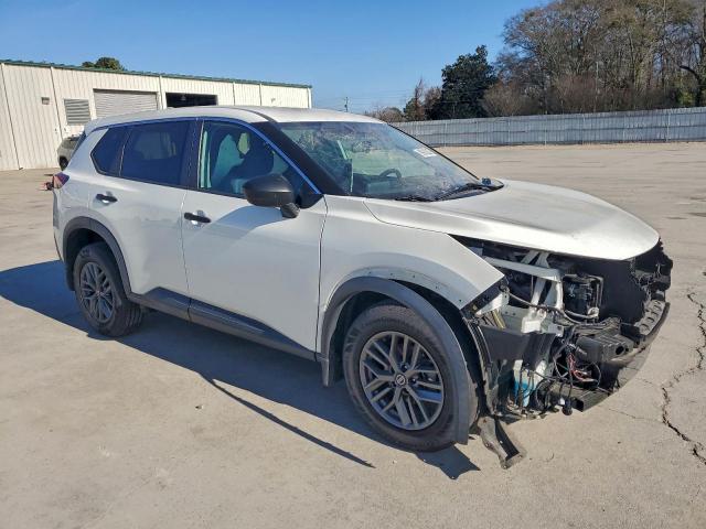 Nissan Rogue S Image 6