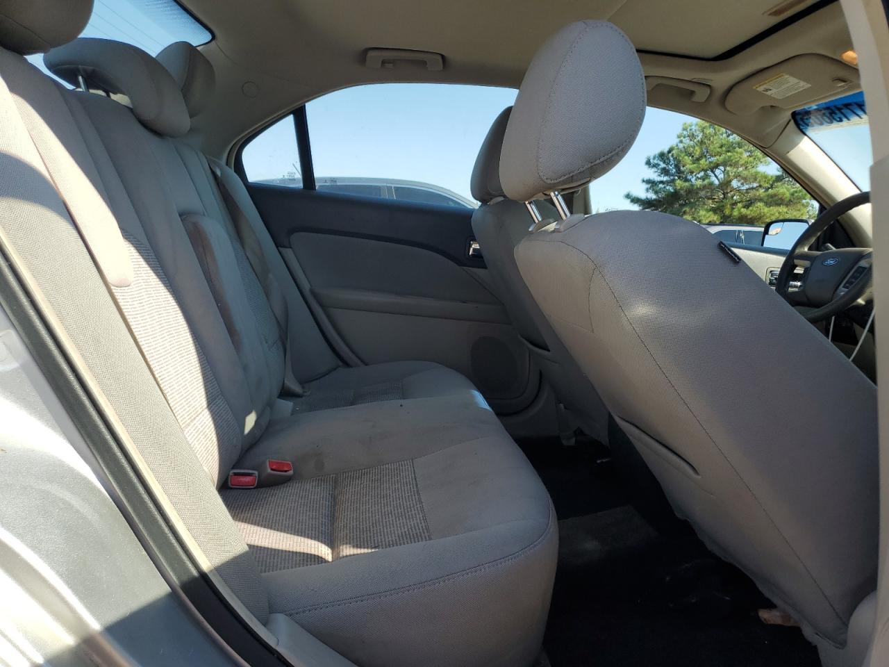 Ford Fusion Se Image 11