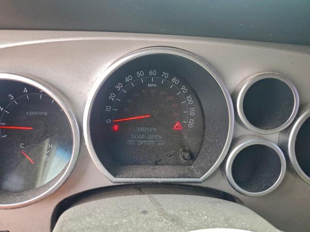 Toyota Sequoia Limited Image 7