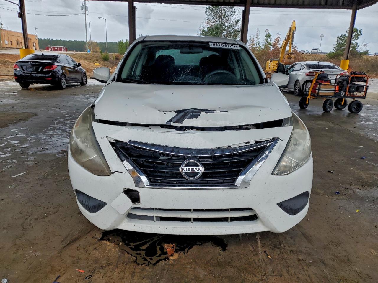 Nissan Versa S Image 5