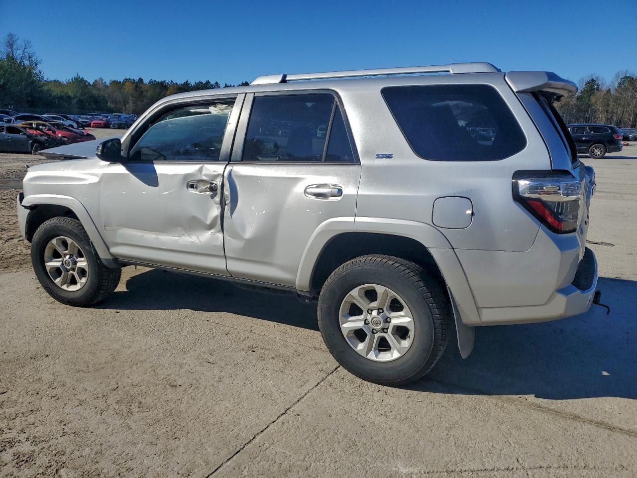 Toyota 4Runner Sr5/sr5 Premium Image 2