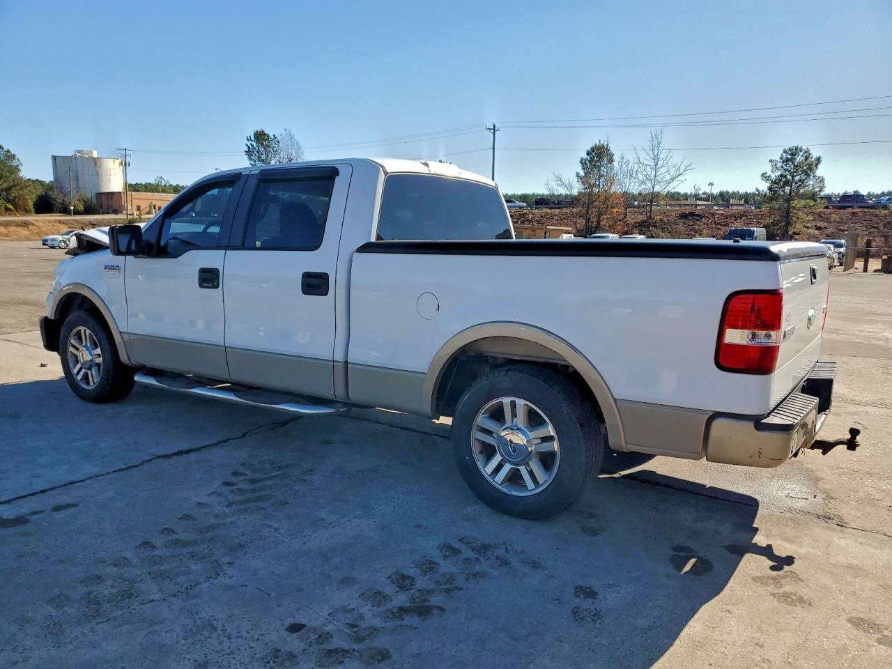 Ford F-150 Supercrew Image 6