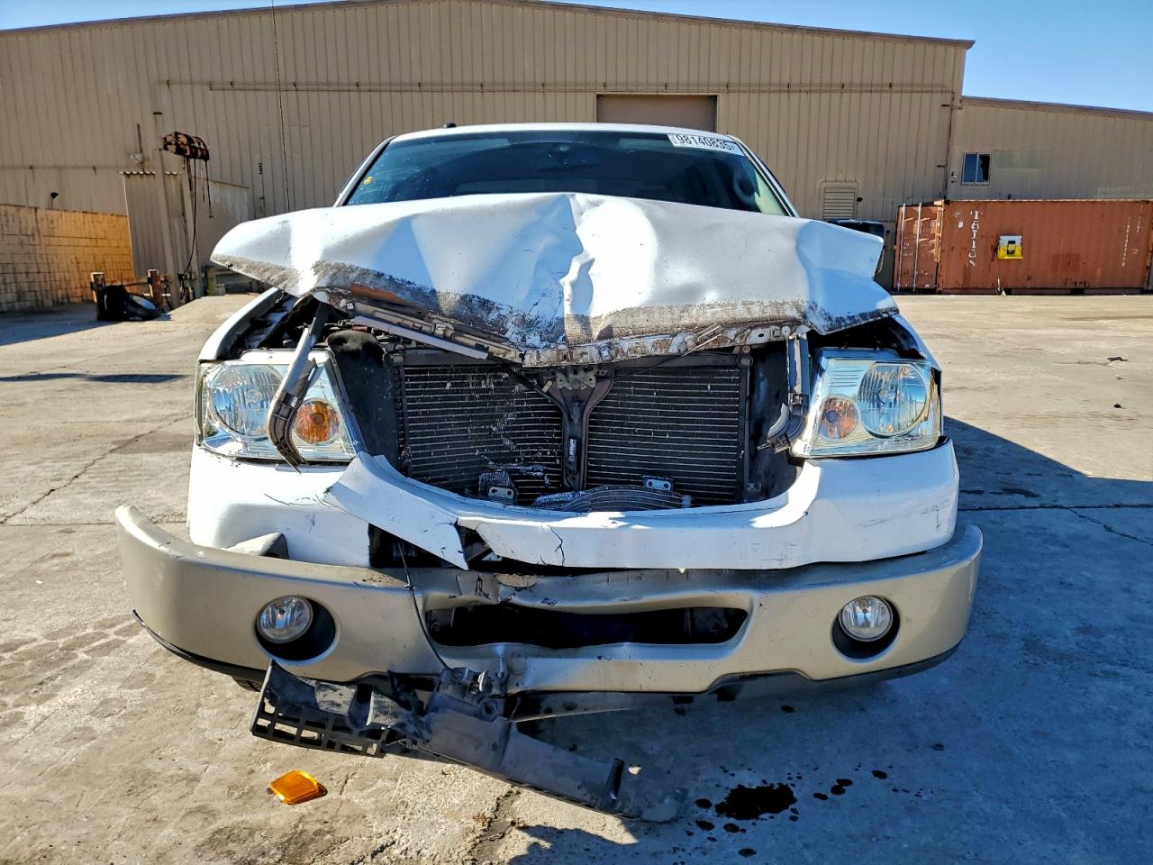 Ford F-150 Supercrew Image 7