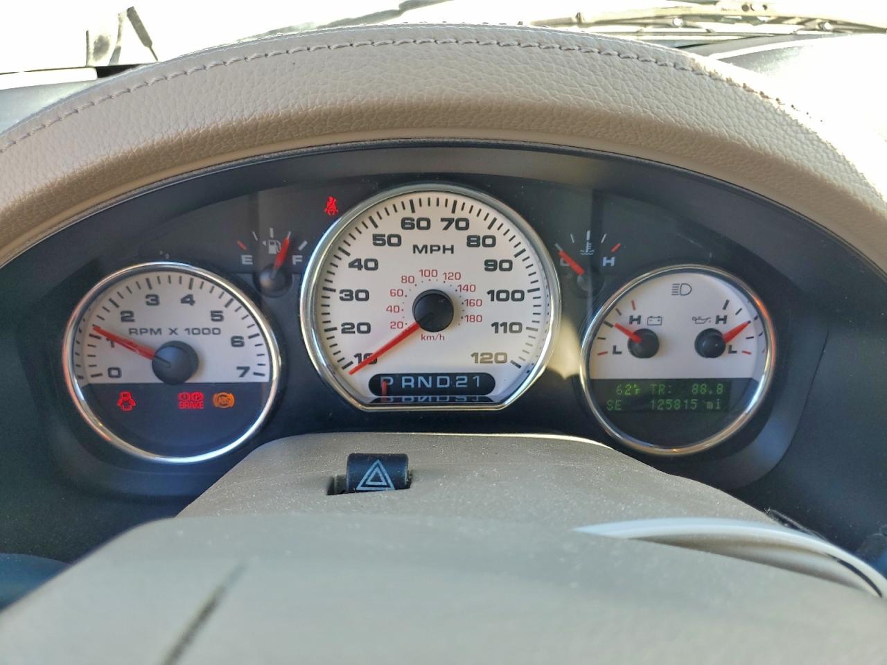 Ford F-150 Supercrew Image 9