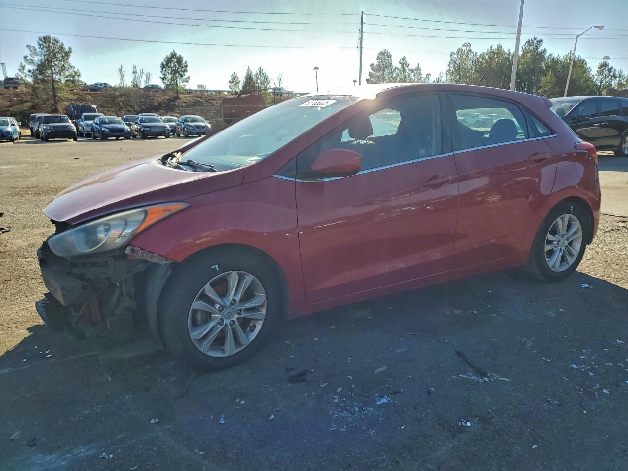 Hyundai ELANTRA Image 1