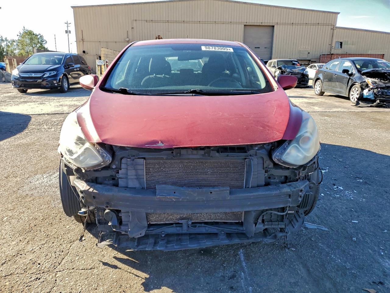 Hyundai ELANTRA Image 3