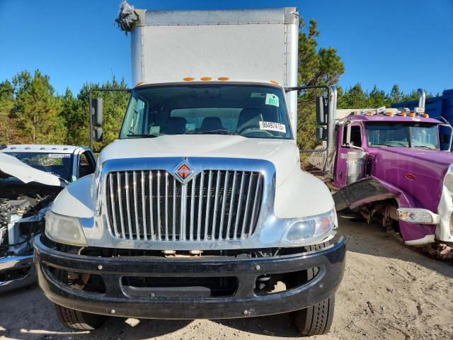 International 4300 4300 Image 2