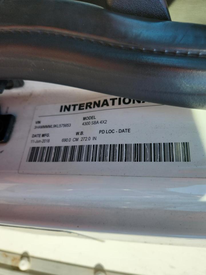 International 4300 4300 Image 3
