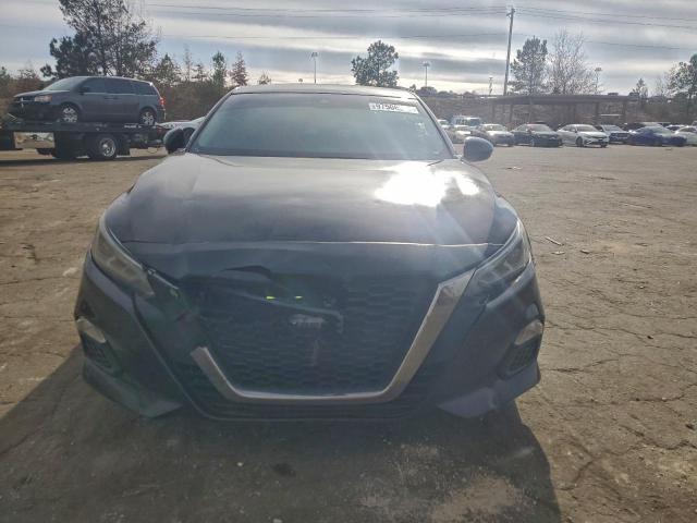 Nissan Altima Sr Image 4