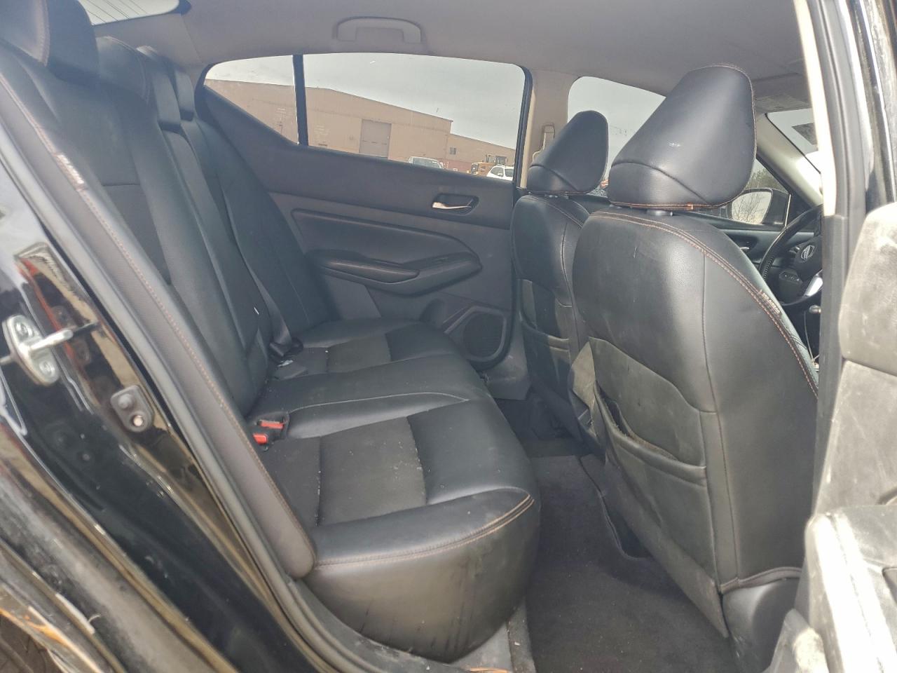 Nissan Altima Sr Image 12