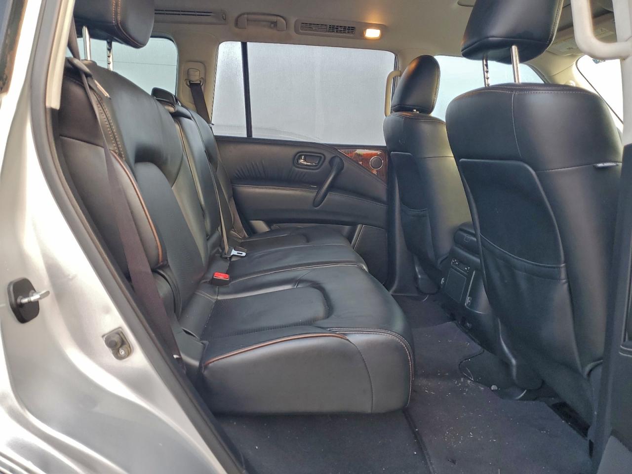 Nissan Armada Sv Image 5