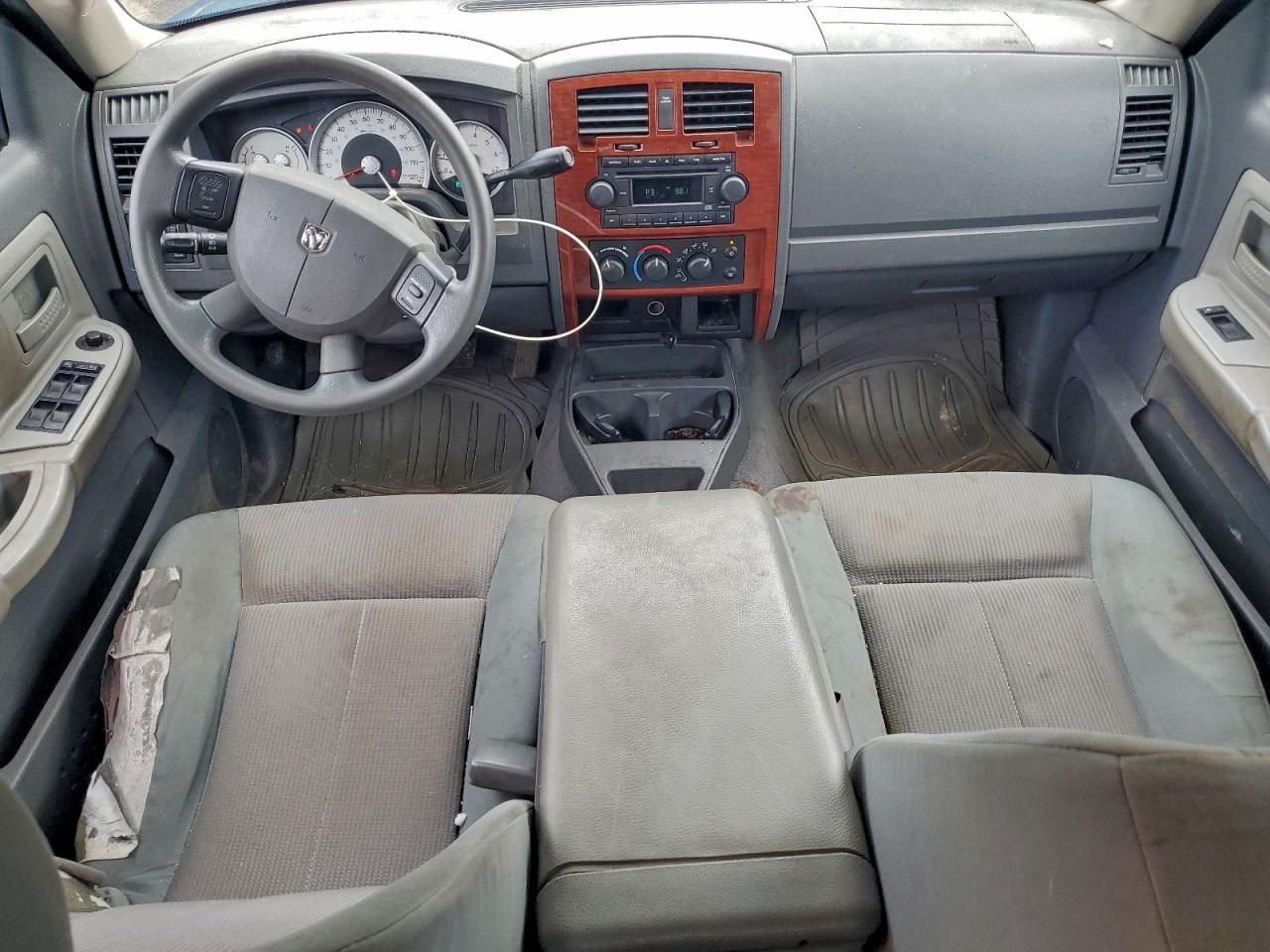 Dodge Dakota Quad Slt Image 6