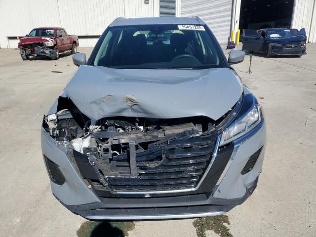 Nissan Kicks Sv Image 4