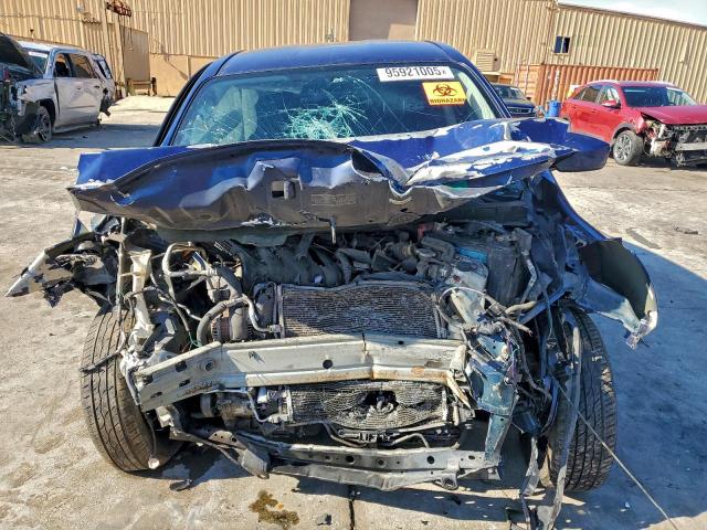 Nissan Versa S Image 9