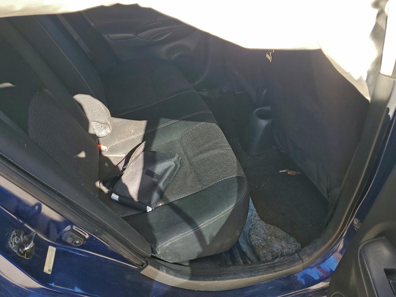 Nissan Versa S Image 10