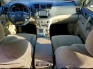 Toyota Highlander Base Image 3