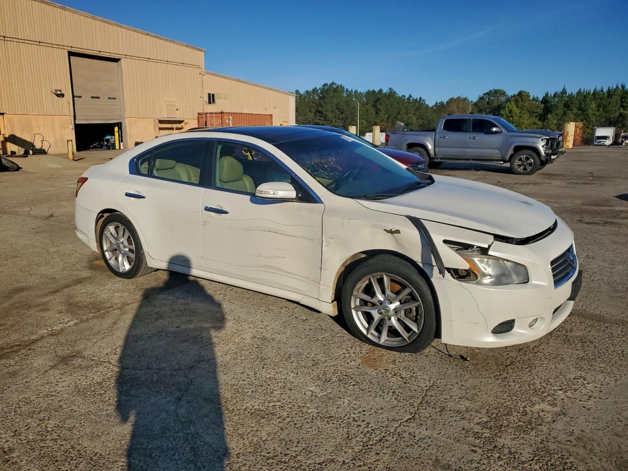 Nissan Maxima S Image 5