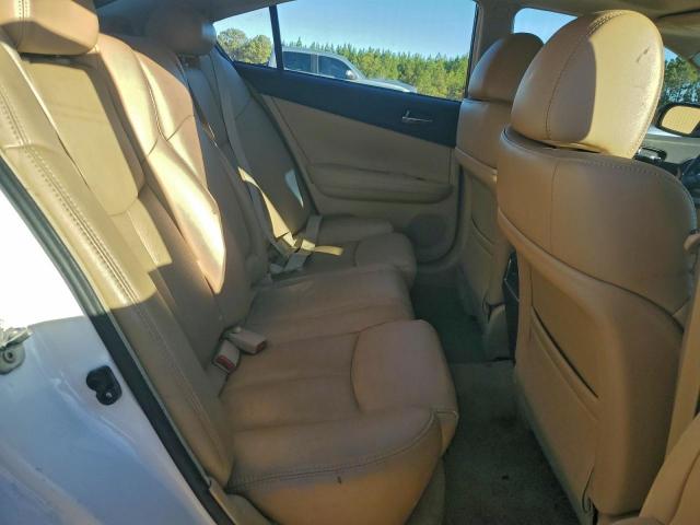 Nissan Maxima S Image 7