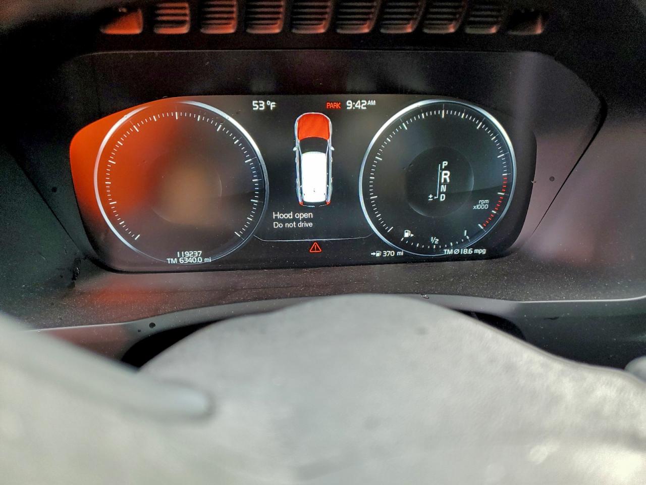 Volvo XC90 T6 Image 7