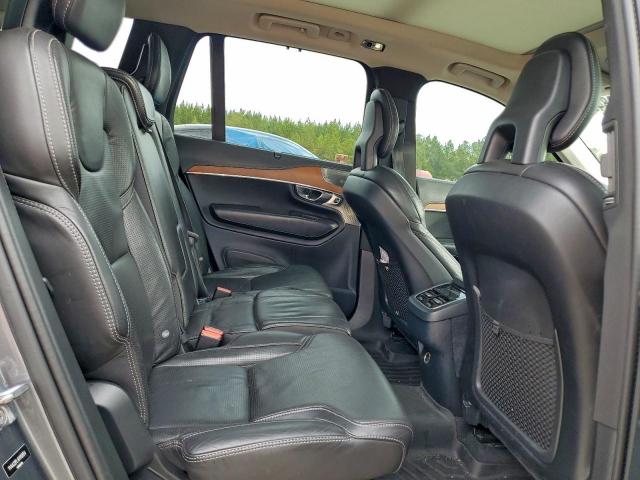 Volvo XC90 T6 Image 6