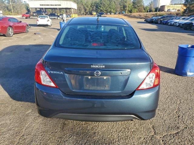Nissan Versa S Image 6