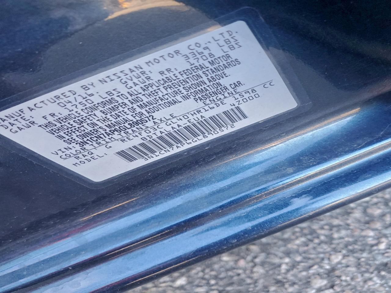 Nissan Versa S Image 9