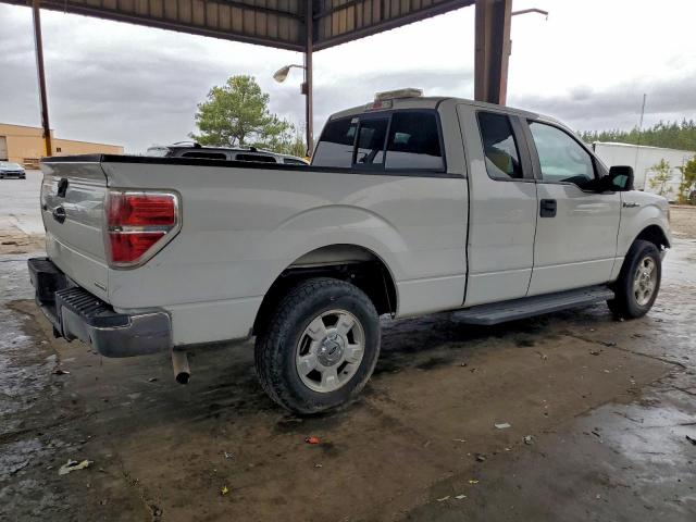 Ford F-150 Super Cab Image 2