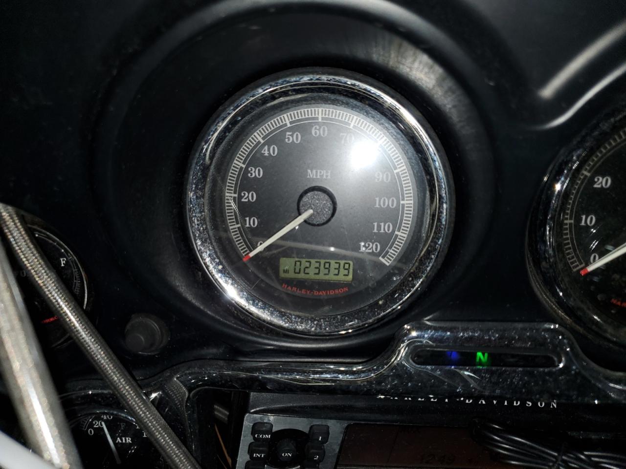 Harley-Davidson Flhtc Elec Electra Glide Classic Image 8