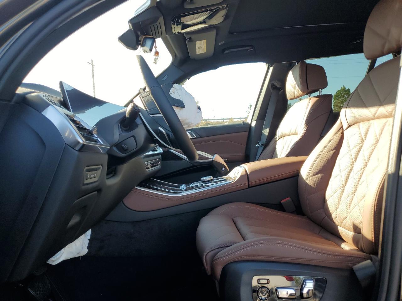 BMW X Series Xdrive40i Image 2