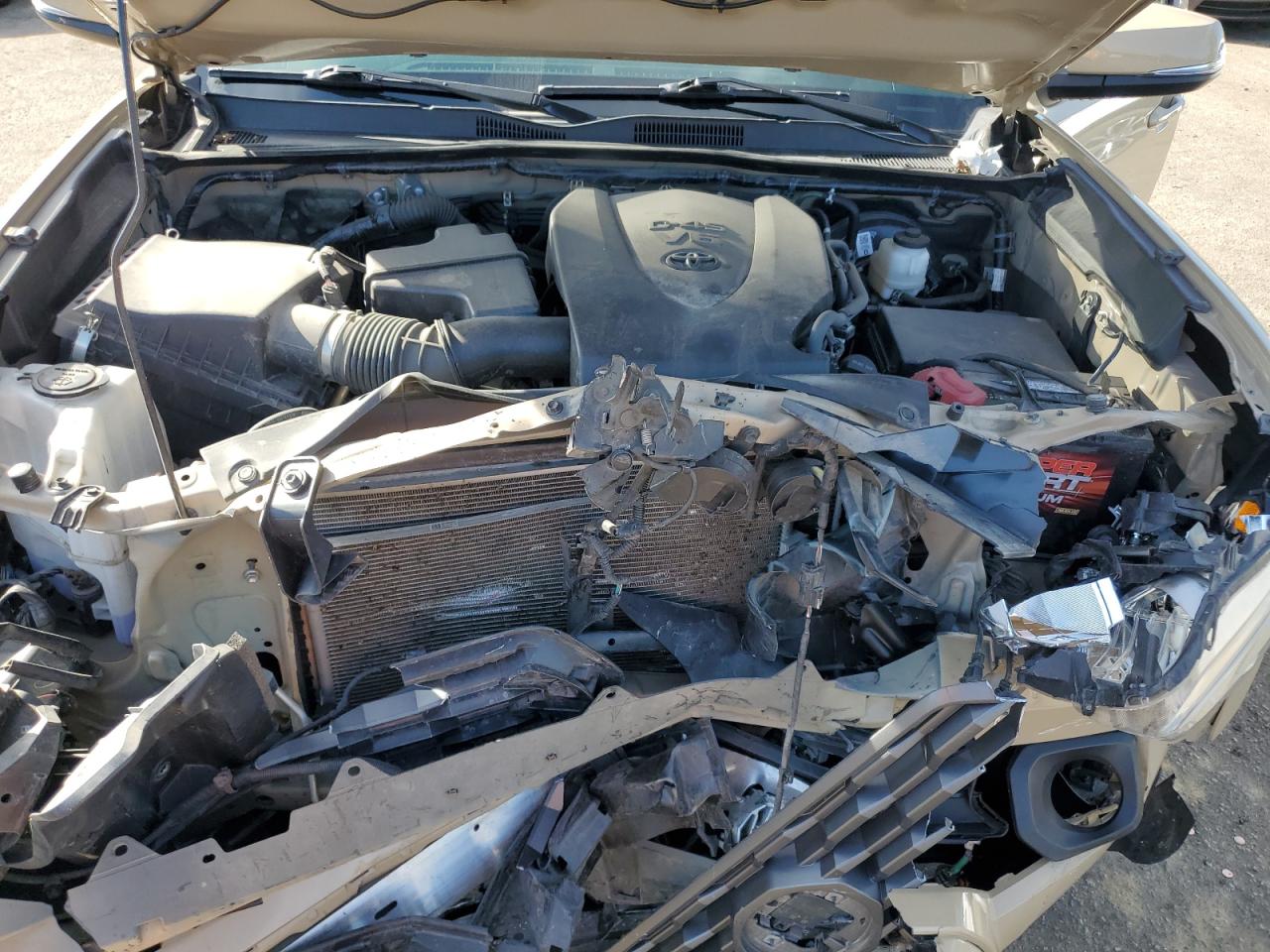 Toyota Tacoma Access Cab Image 11