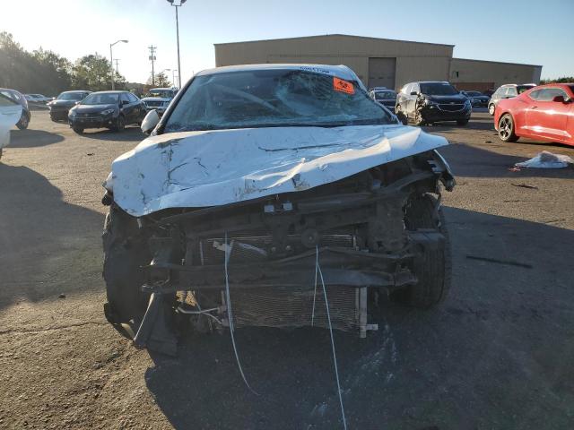 Volkswagen Jetta S Image 2