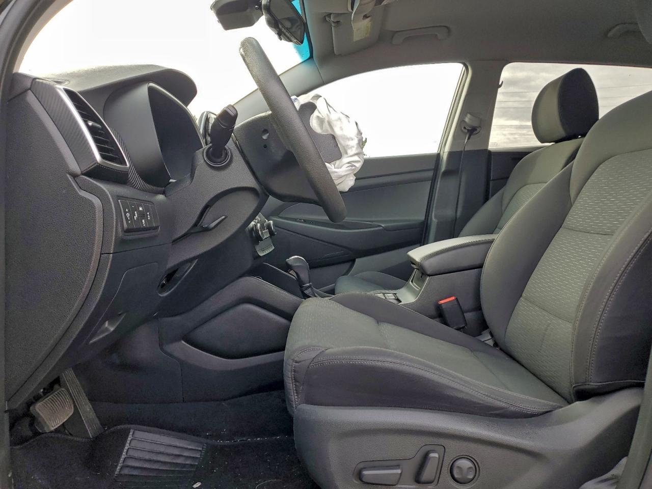 Hyundai TUCSON Limited Image 7