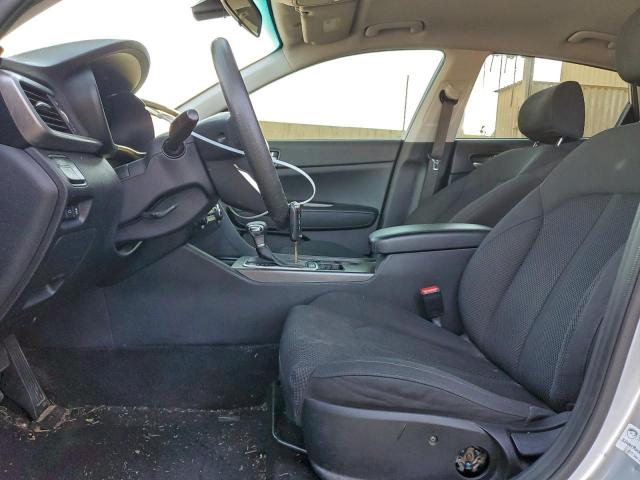 Kia Optima Lx Image 12