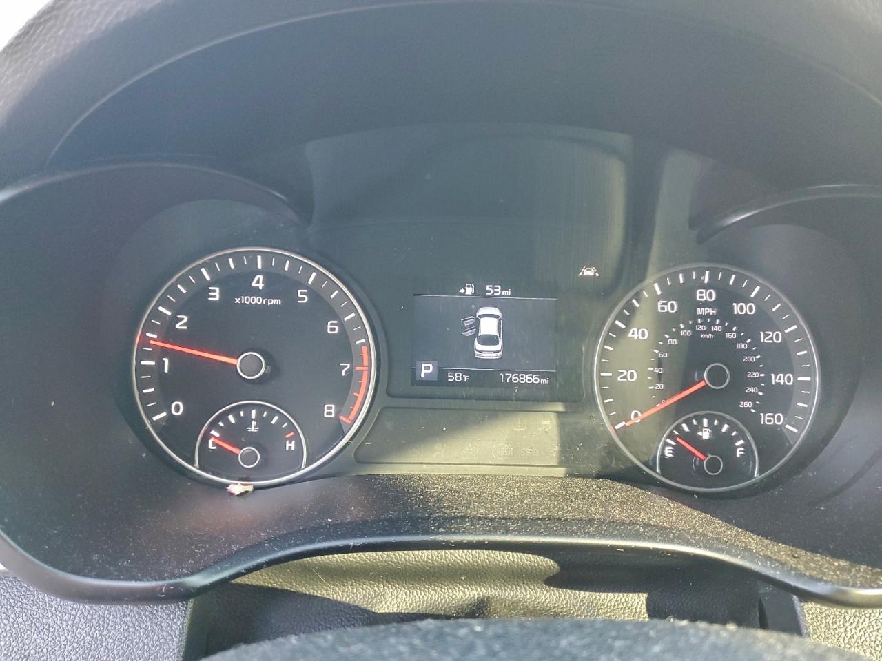 Kia Optima Lx Image 8