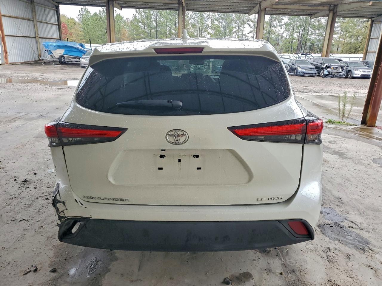 Toyota Highlander L Image 9