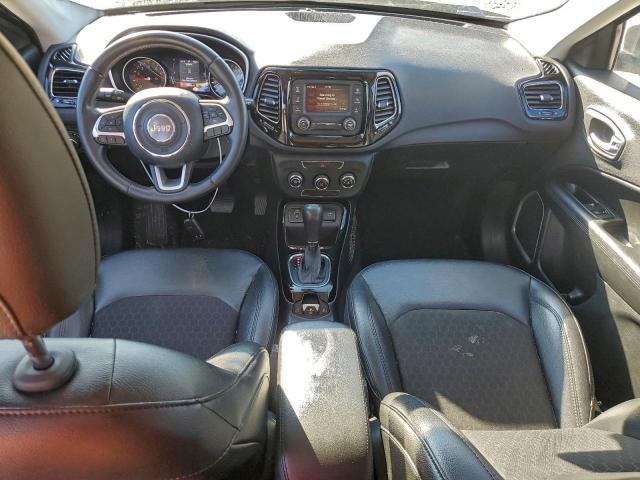 Jeep Compass Latitude Image 10