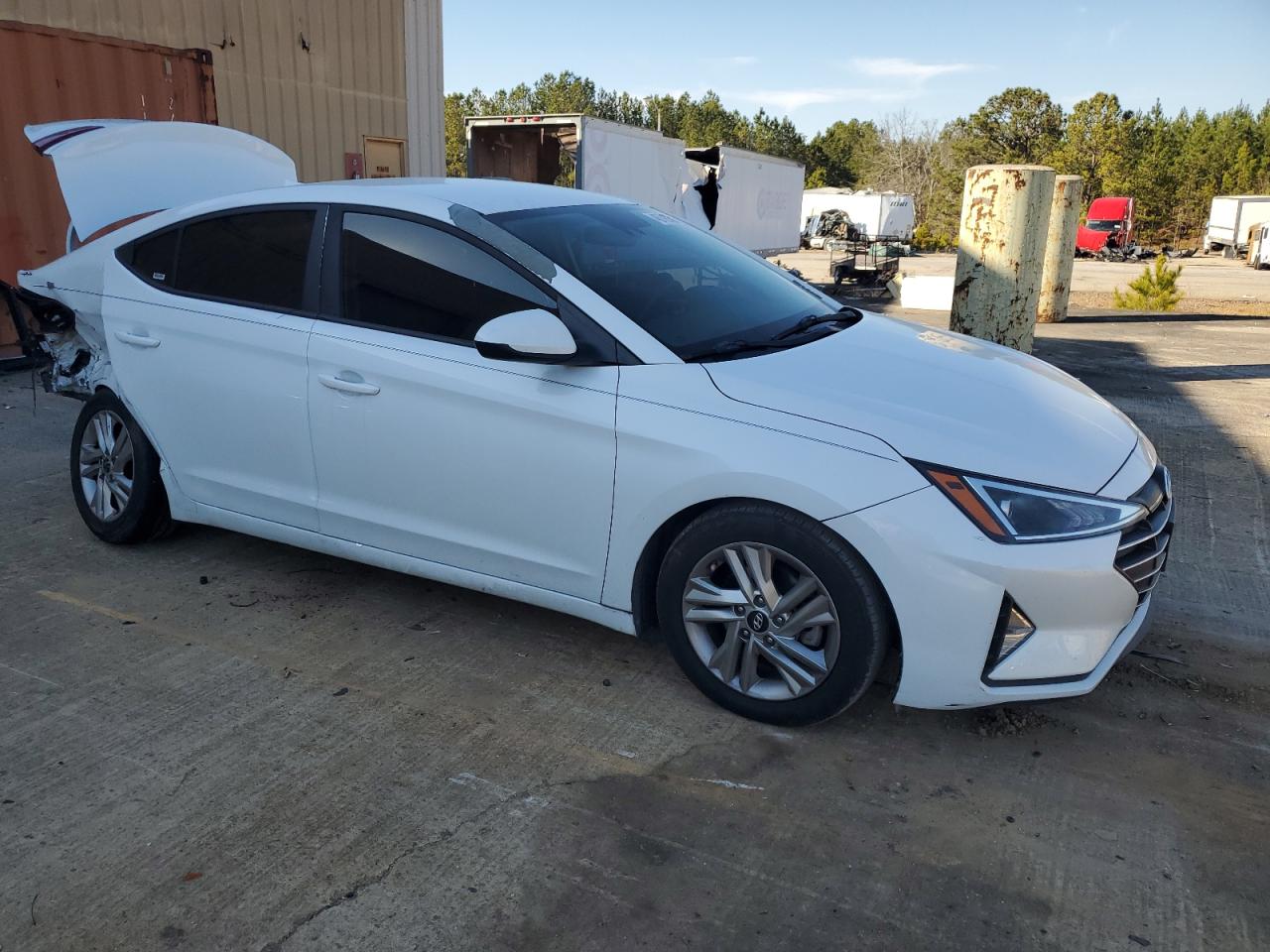 Hyundai ELANTRA Sel Image 4