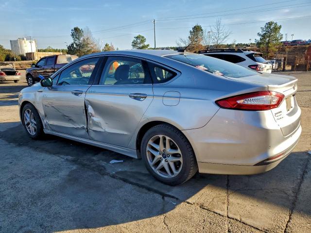 Ford Fusion Se Image 12