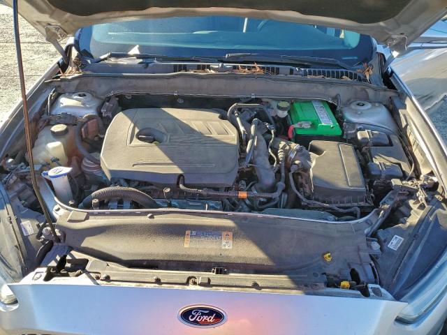 Ford Fusion Se Image 11