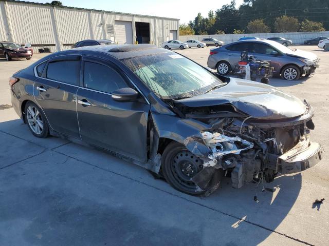 Nissan Altima 2.5 Image 6