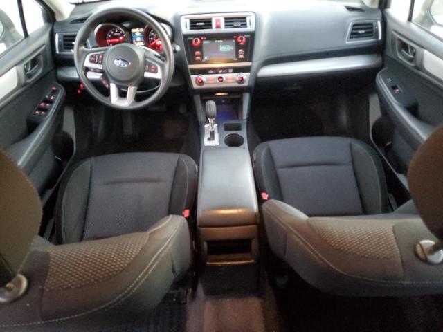 Subaru Outback 2.5i Image 6