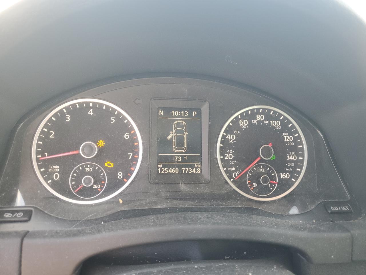 Volkswagen Tiguan S Image 6