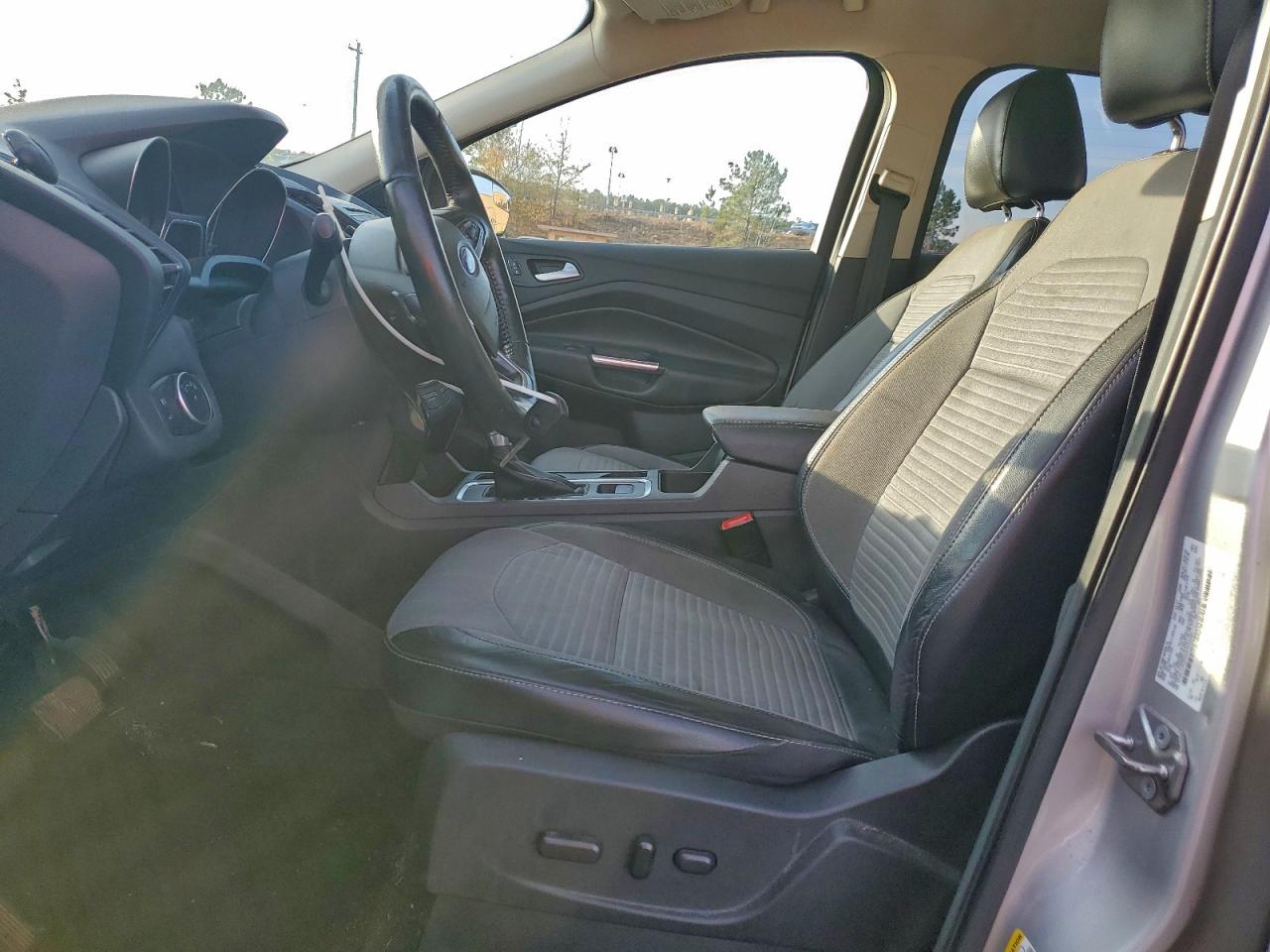 Ford Escape Se Image 10