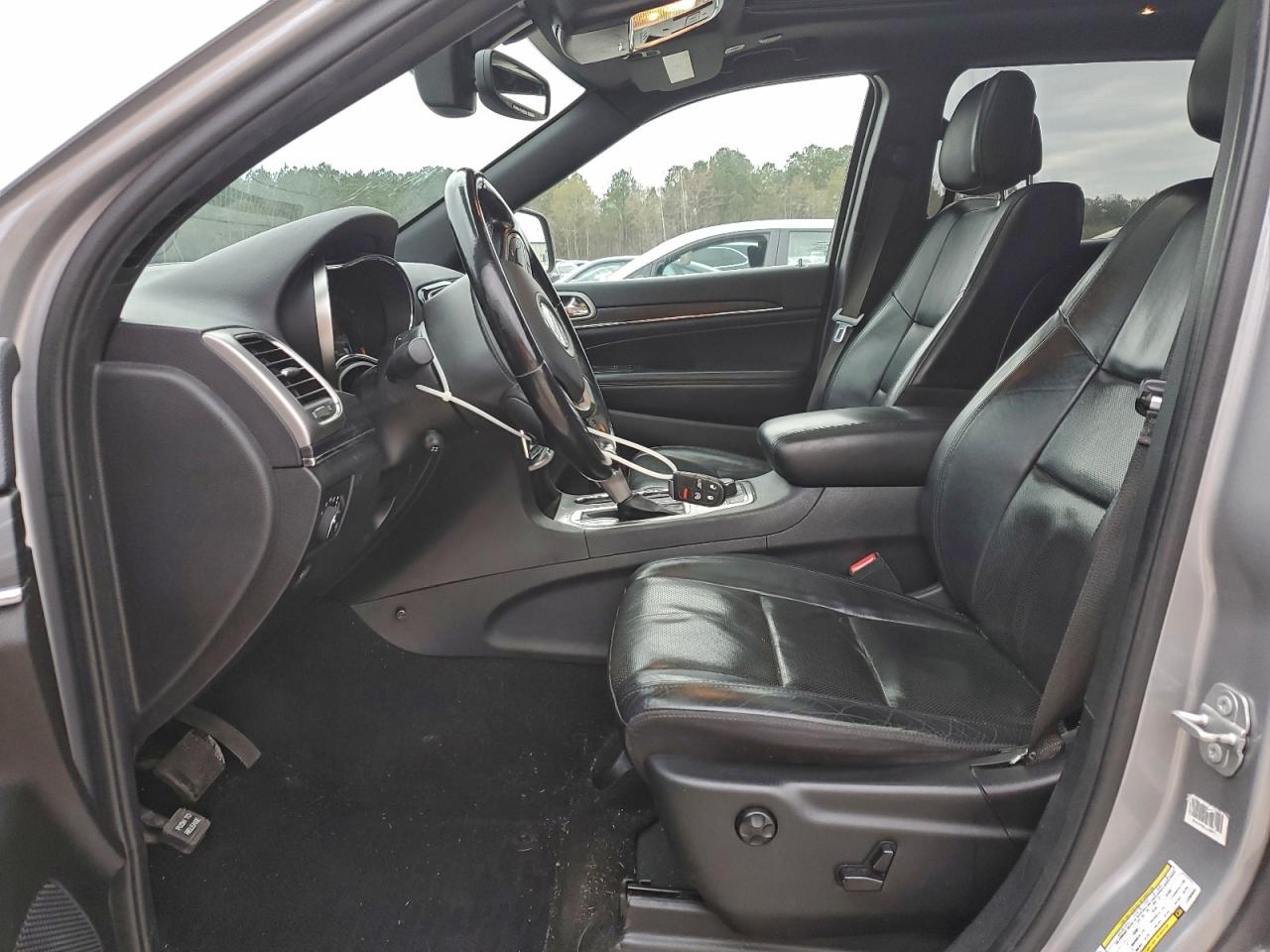 Jeep Grand Cherokee Limited Image 9